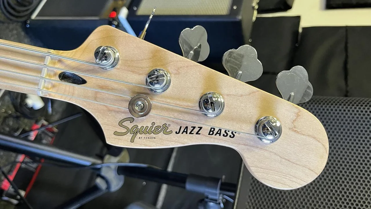 Squier Affinity Jazz Bass