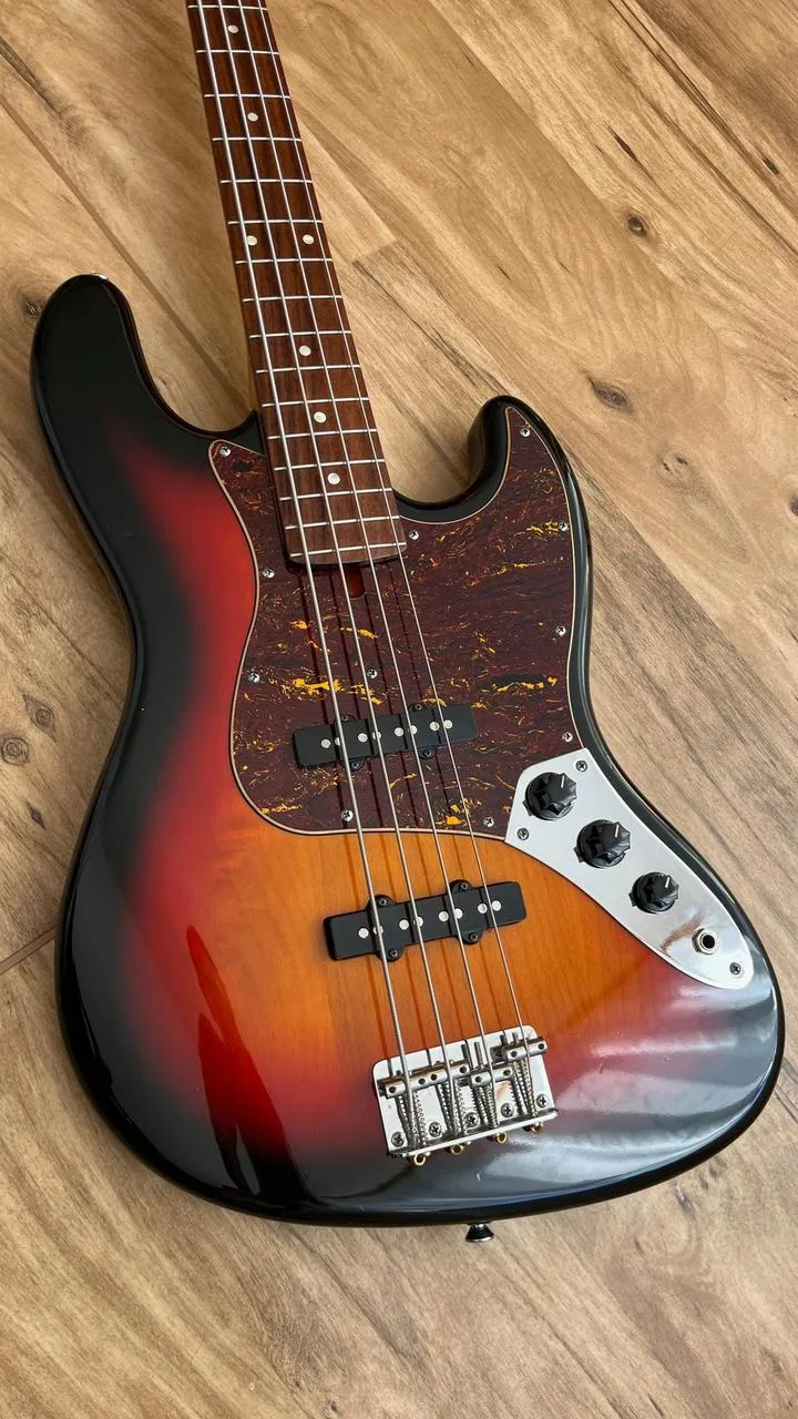 Bacchus Universe Series Jazz Bass (2010)
