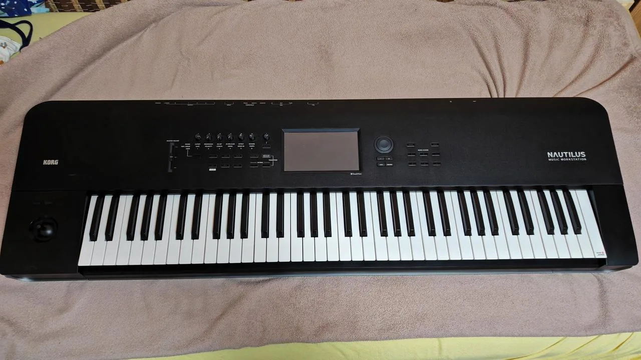 Korg Nautilus 73 - výměna