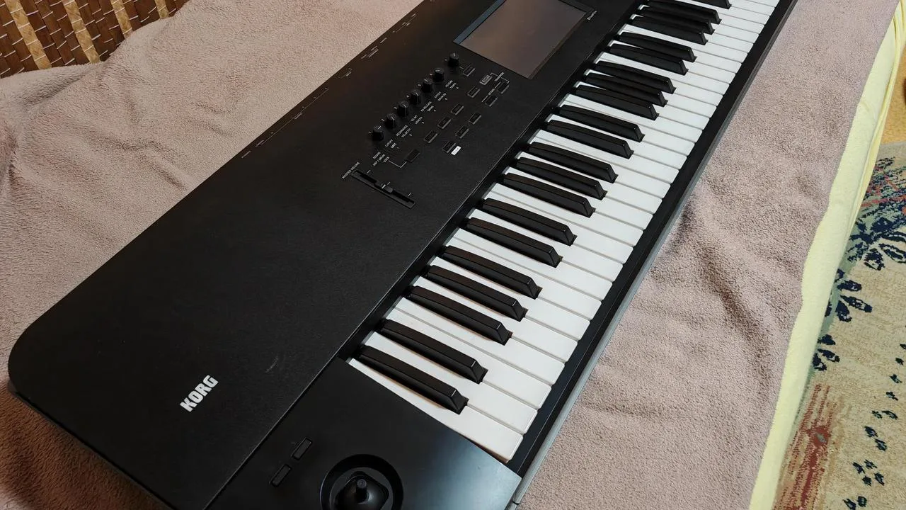 Korg Nautilus 73 - výměna