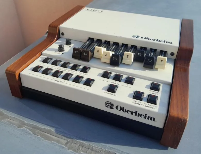 Oberheim OB3 - Hammond klon