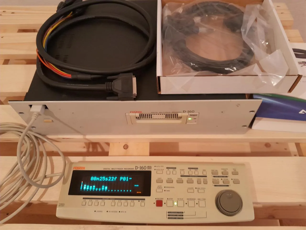 Fostex D160