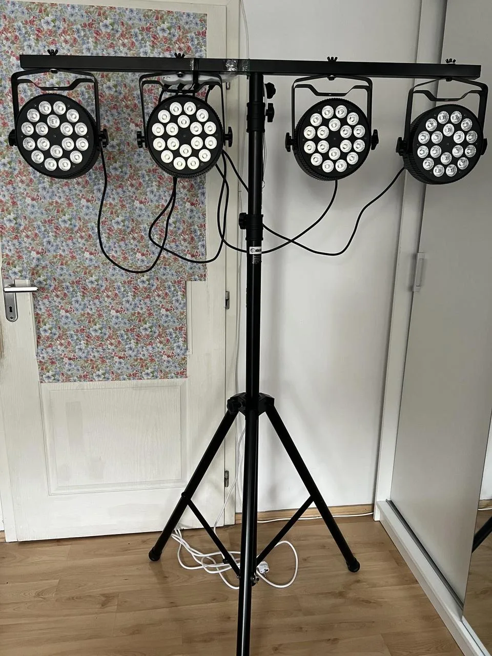 LED PAR 64