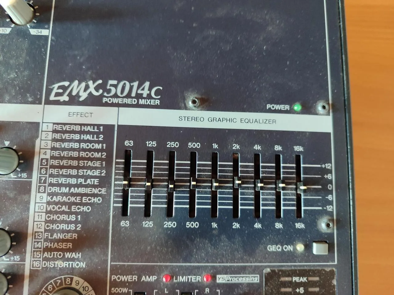 Prodám powermix Yamaha EMX5014C