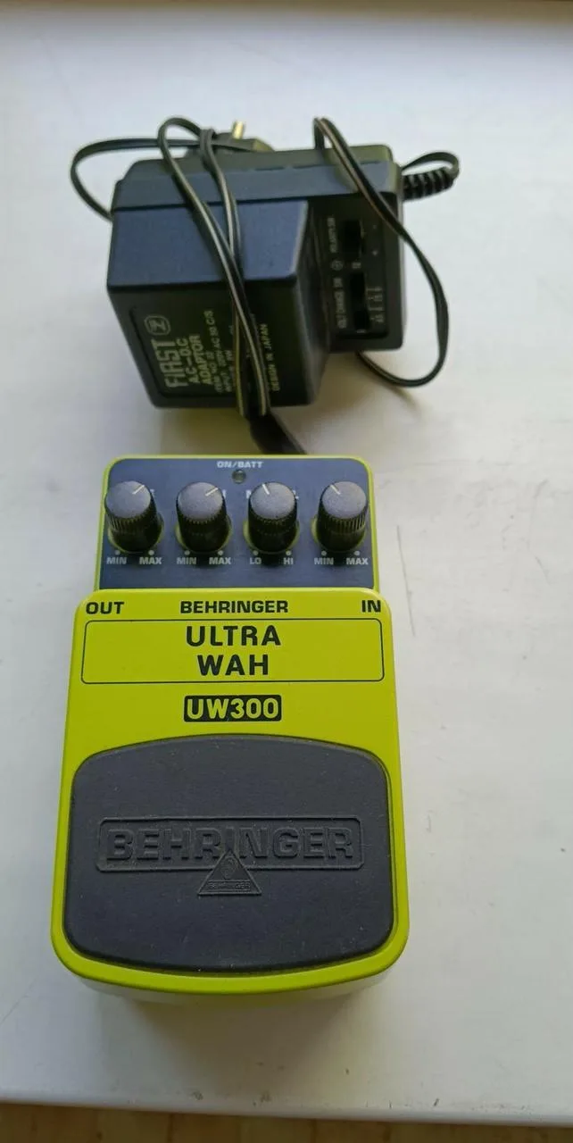 Ultra Wah UW -300