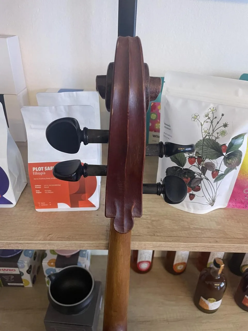 staré 4/4 české violoncello po generální opravě