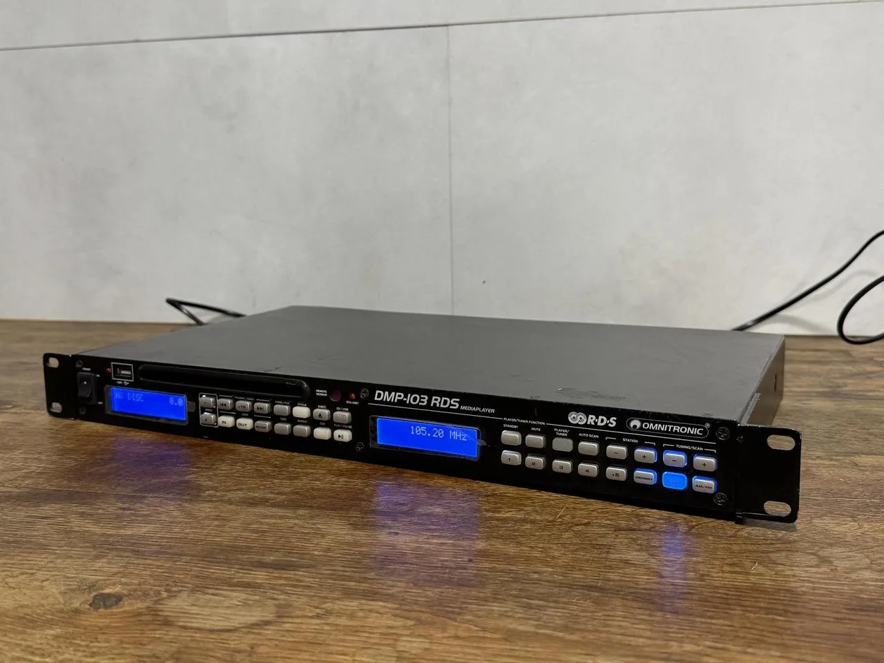 Omnitronic DMP-103RDS – Profesionální 1U Media Player