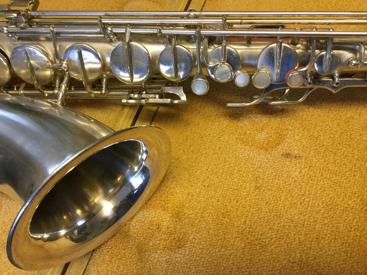 tenor saxofon