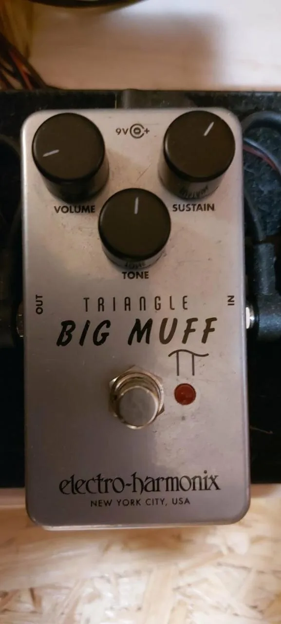 EHX Big Muffs pedalboard
