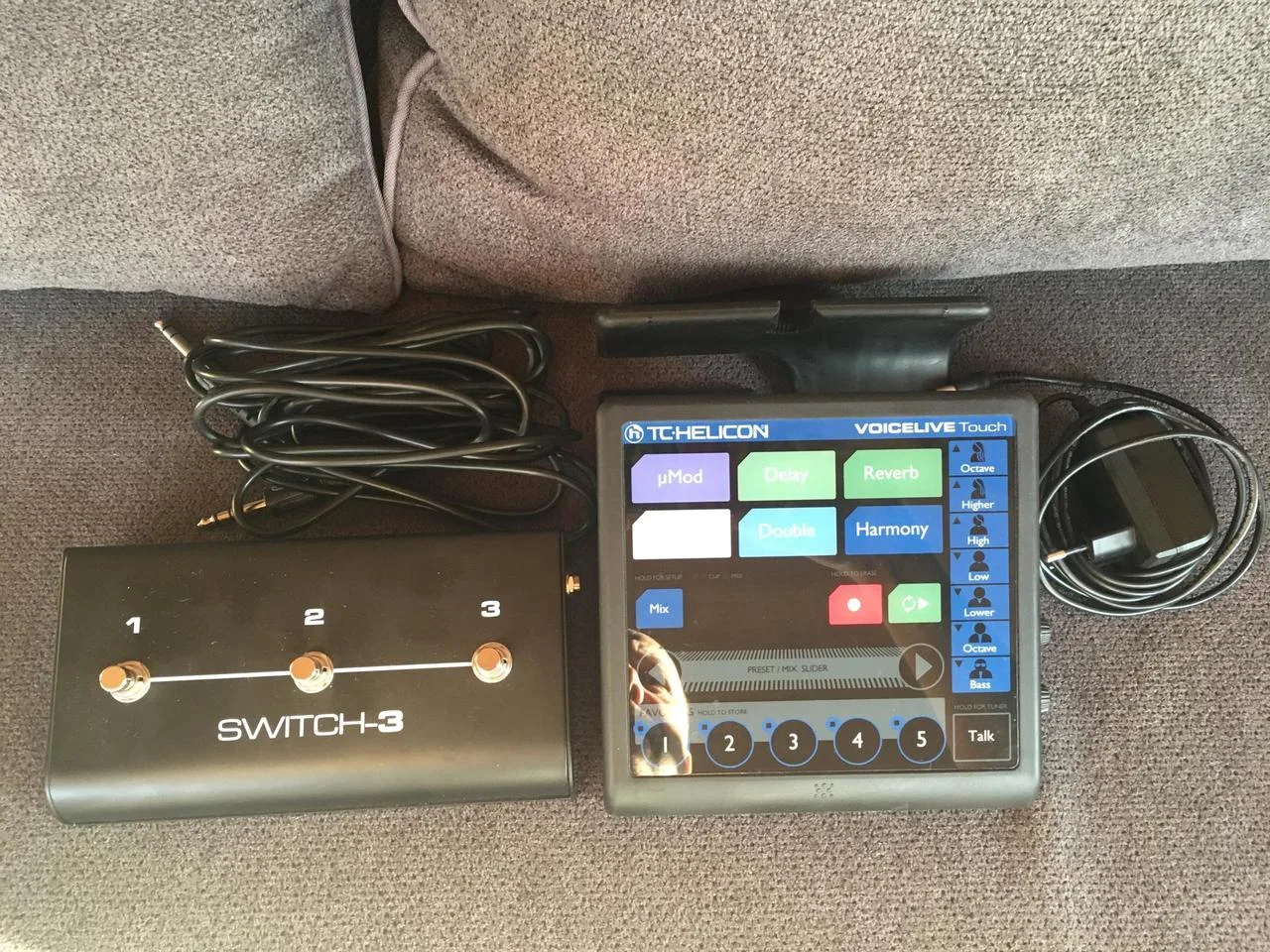TC-Helicon Voice Live Tuch+Switch 3
