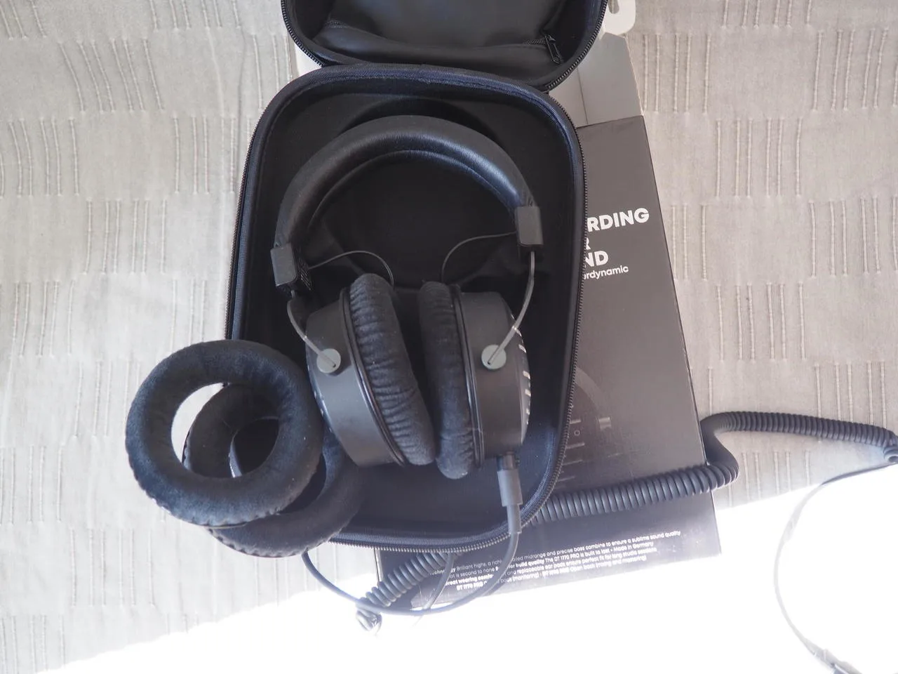 Beyerdynamic DT 1990