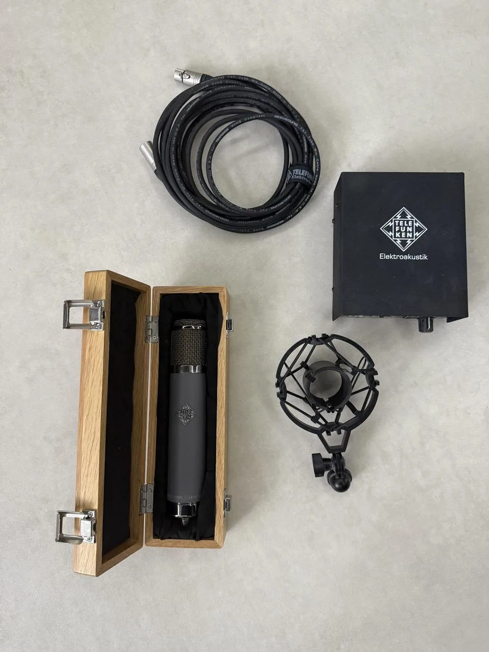 Prodám Vintage Telefunken AR-51