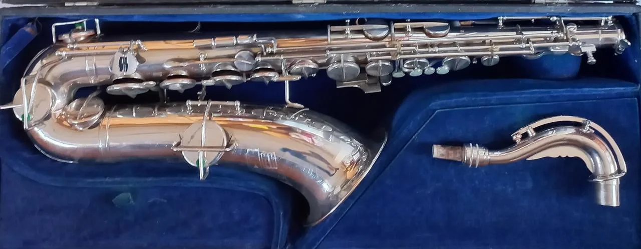 Tenor saxofon Kohlert & Synové model Star No.257149