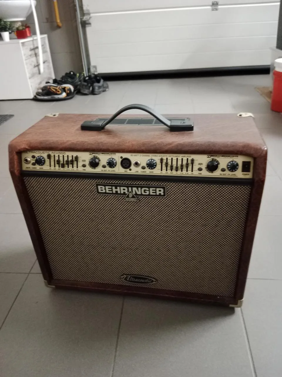 Behringer ULTRACOUSTIC ACX900