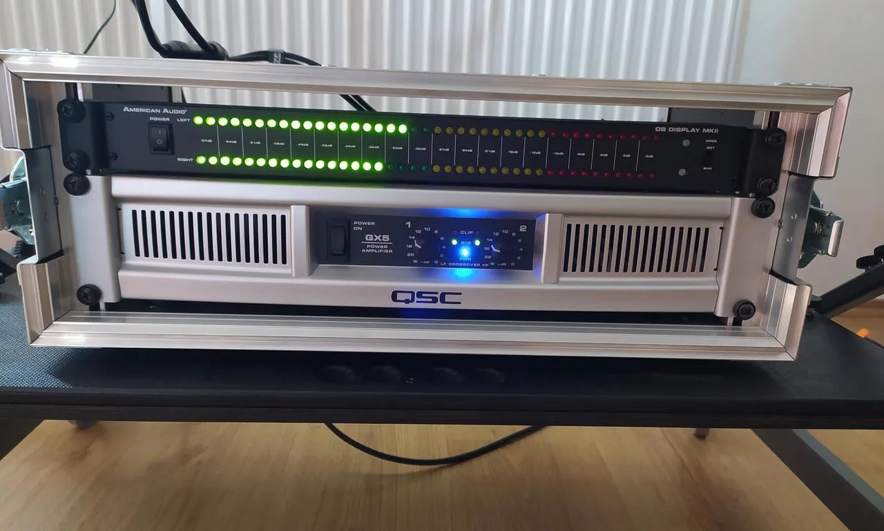 Prodám zesilovač QSC GX5
