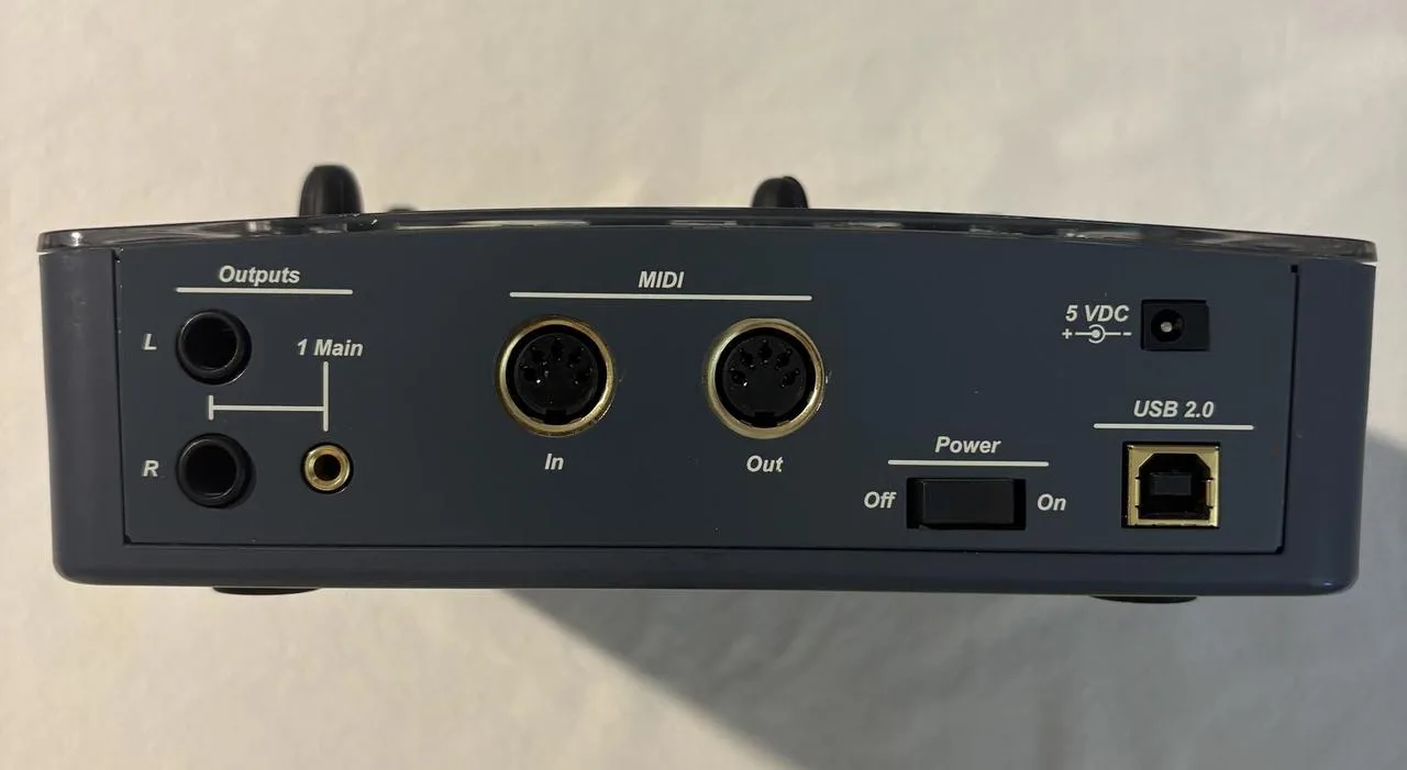 E-MU 0404 USB zvuková karta