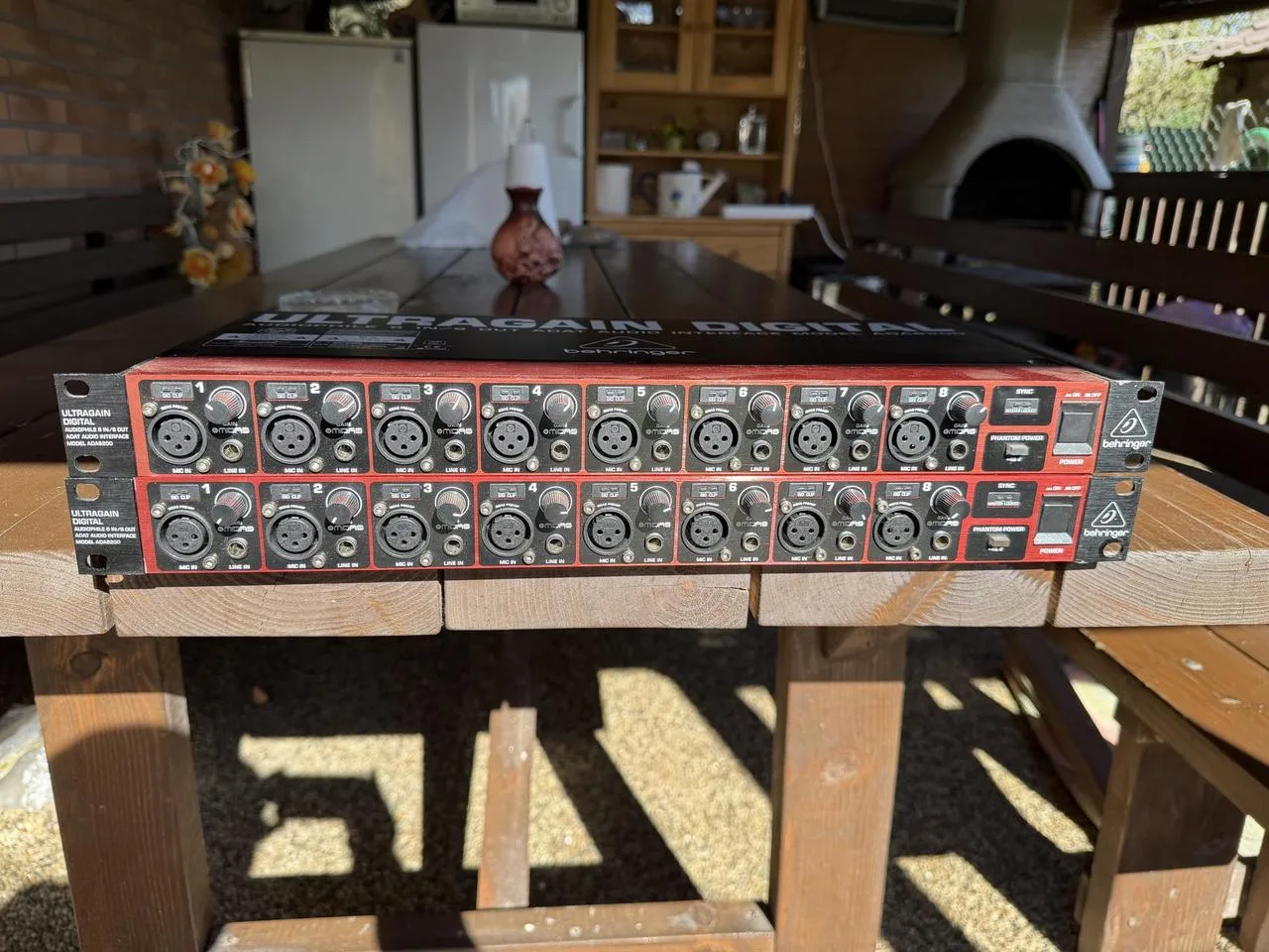 Behringer ADA8200 Ultragain