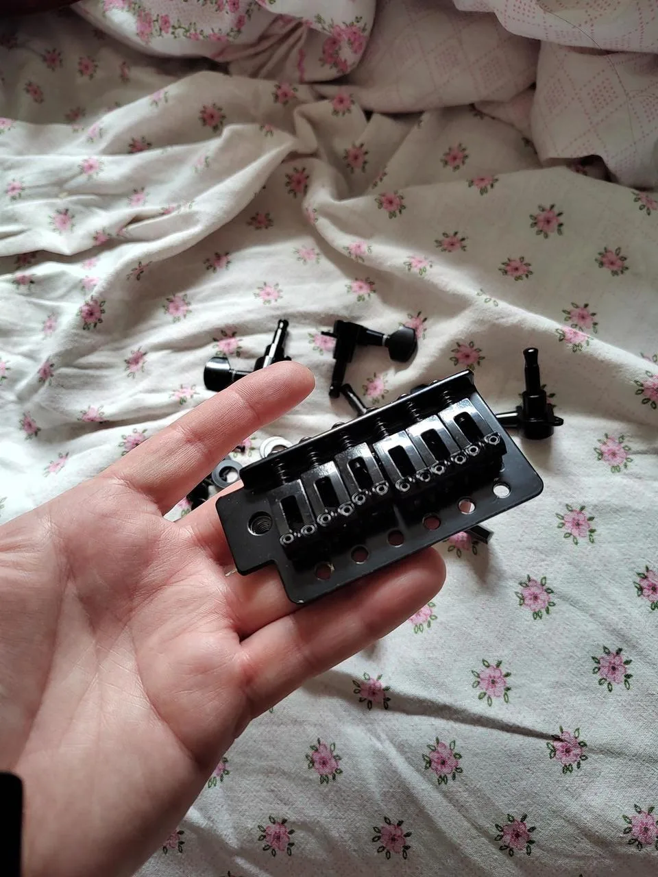 Tremolo na  Stratocaster Black (Squier limited Black edition