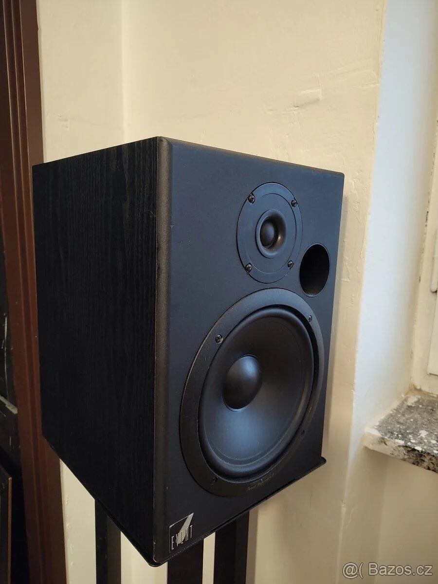 Event TR8e - studiový monitor jeden kus