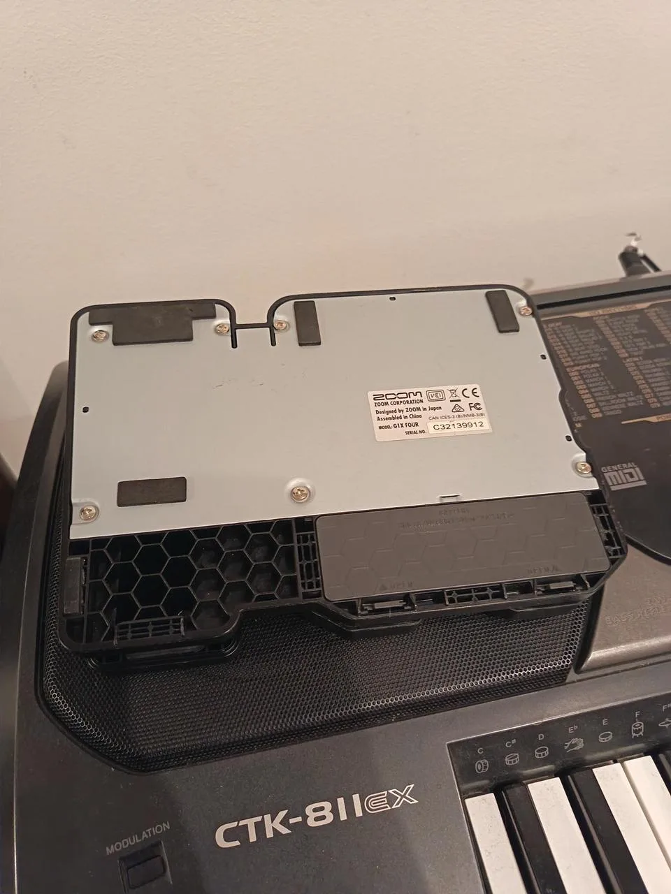 Zoom G1X Four