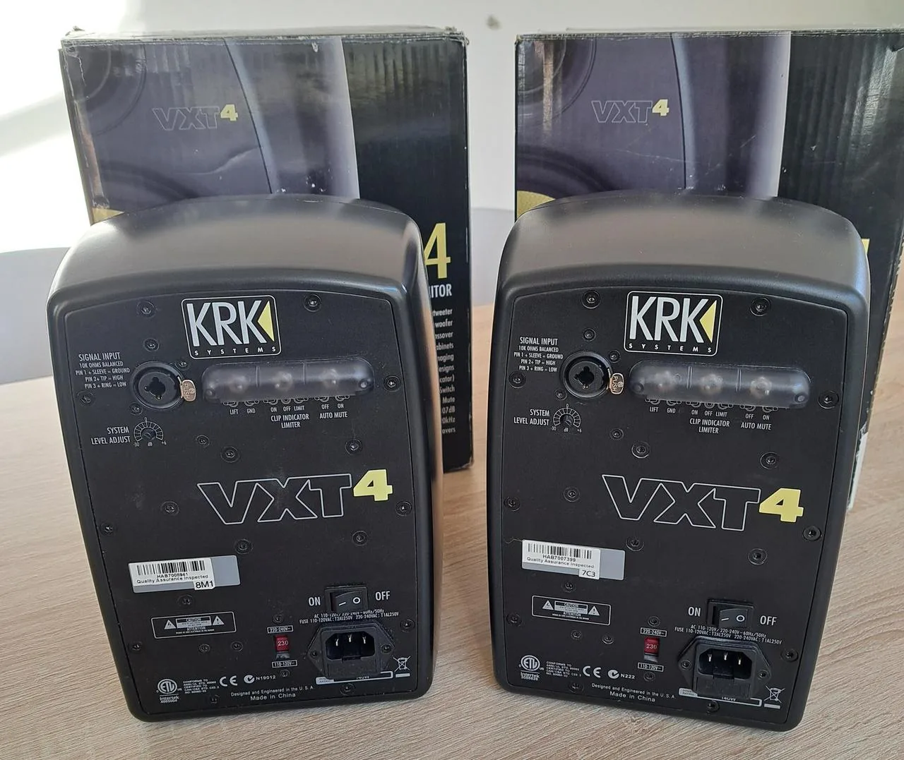 Prodám studiové monitory KRK VXT 4