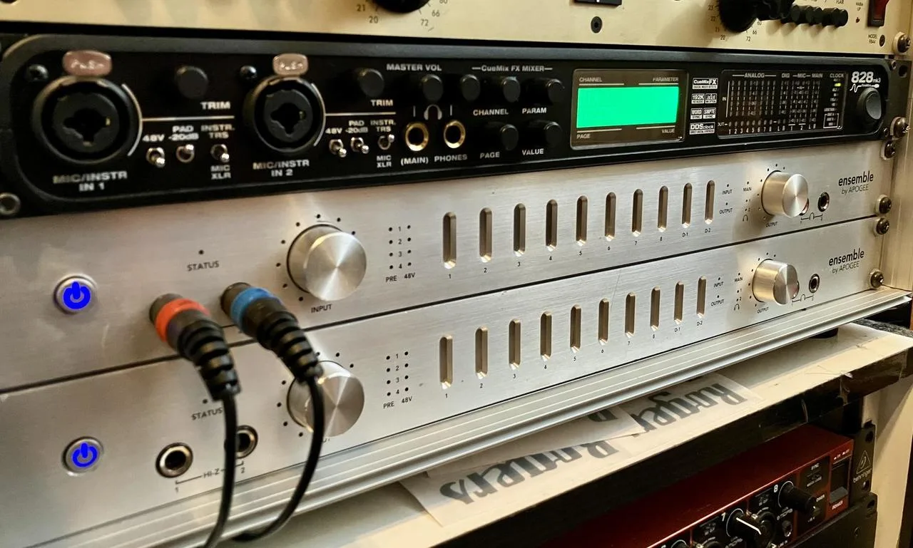 MOTU 828mk3 (FW) + 2x APOGEE Ensemble (FW)