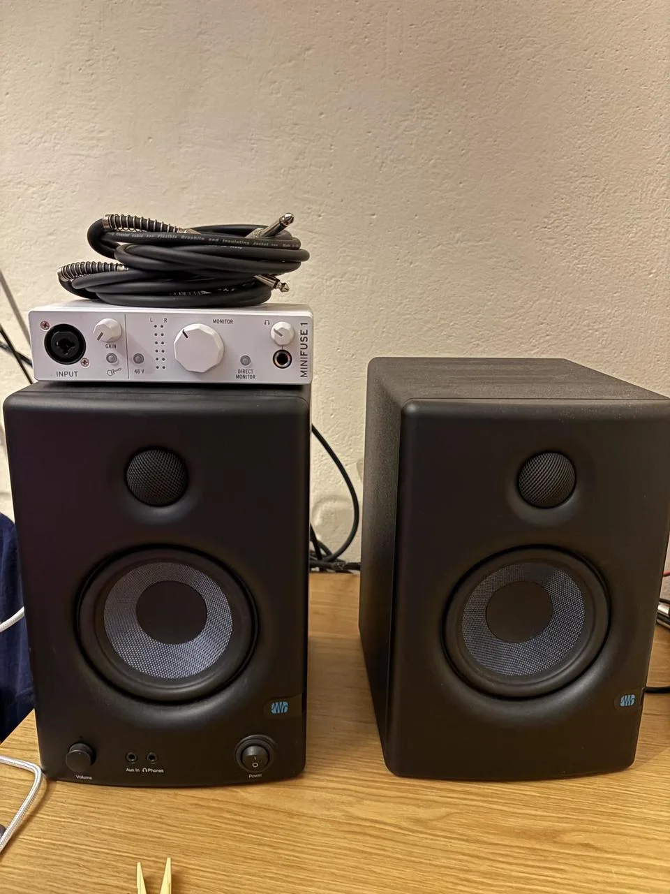 Studiové Monitory Presonus Eris E4.5 + Arturia MiniFuse 1
