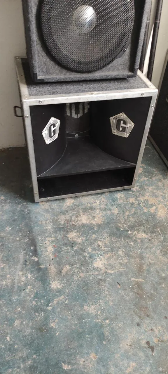 Tesla ARM 9308 , AC akustika