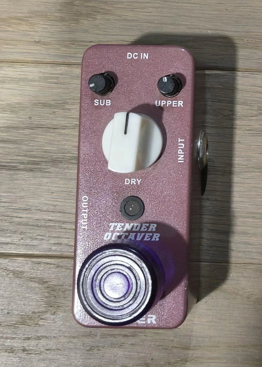 Mooer Tender Octaver