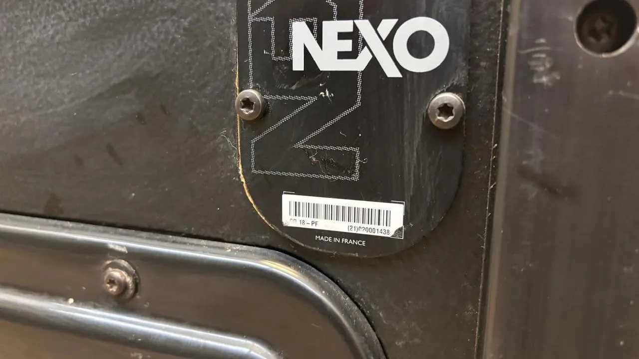2x NEXO CD18 Subbass