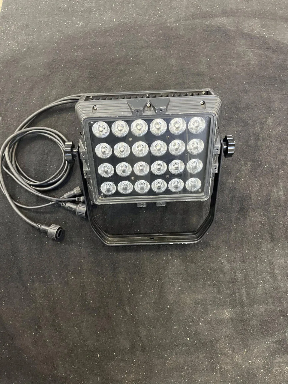 4x LightmaXX VECTOR ARC FLOOD II