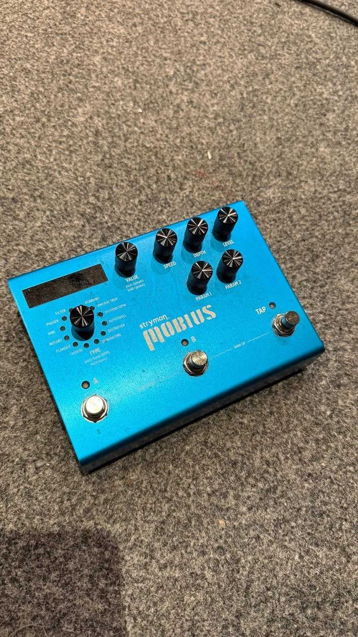 Strymon Mobius