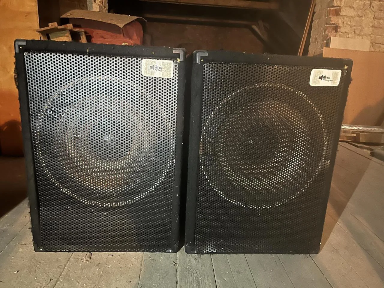 2x Pasivní Subbass 15" (550W RMS, 4 Ohm)