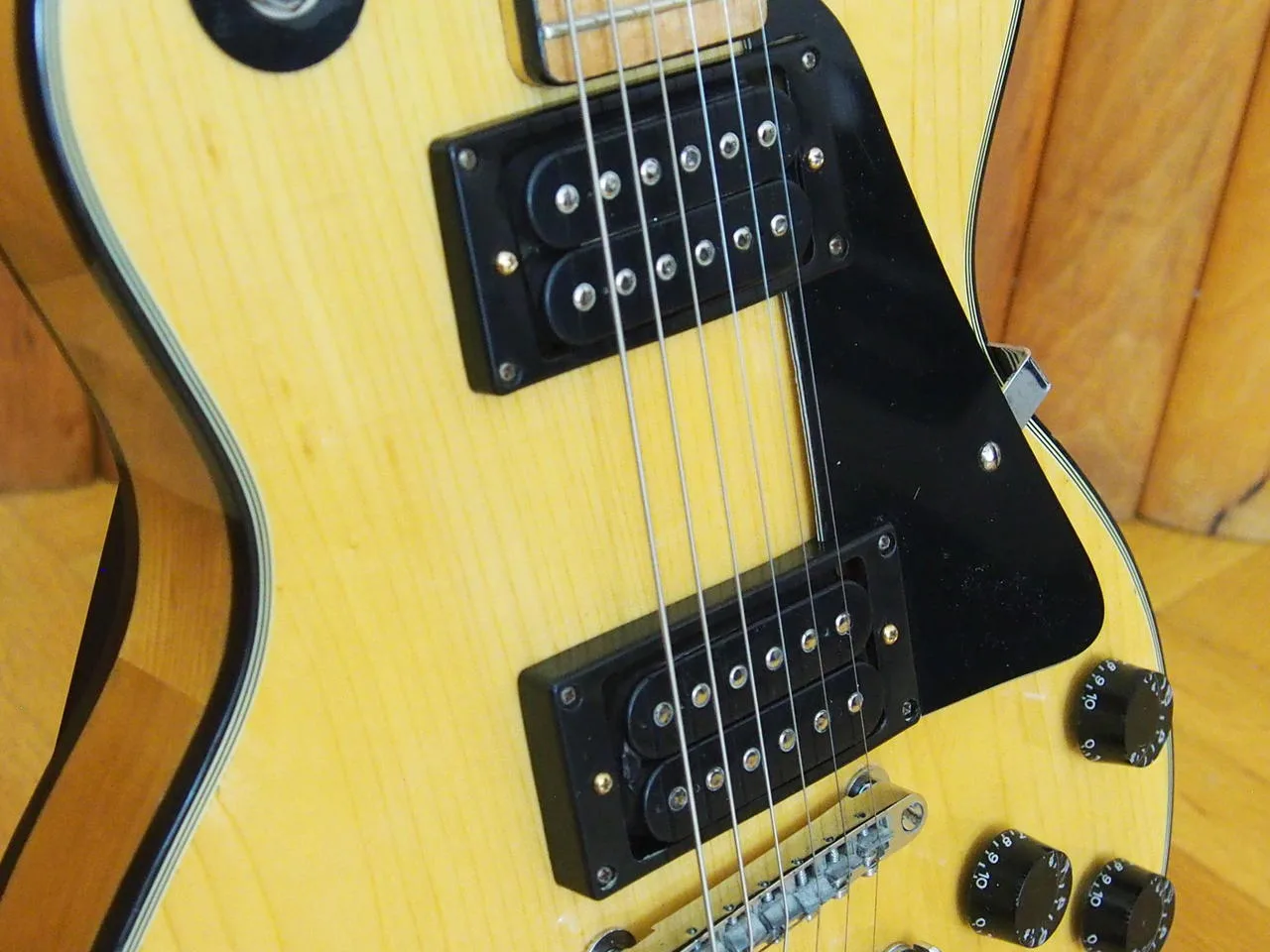 Elektrická kytara Les Paul Hondo II HD740N Custom rok 1981