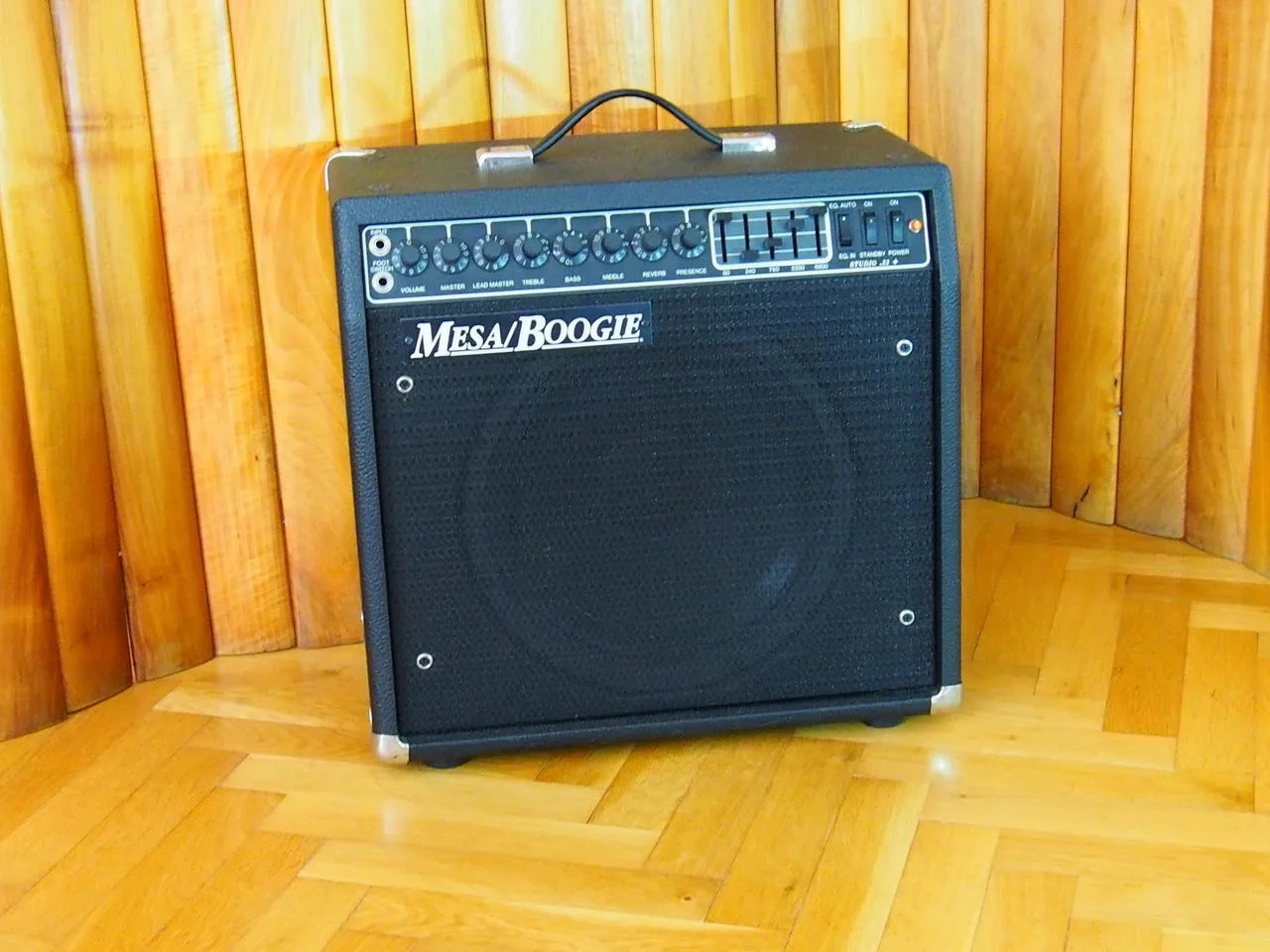 Mesa Boogie Studio 22+ CALIBER SERIE celolampové kombo
