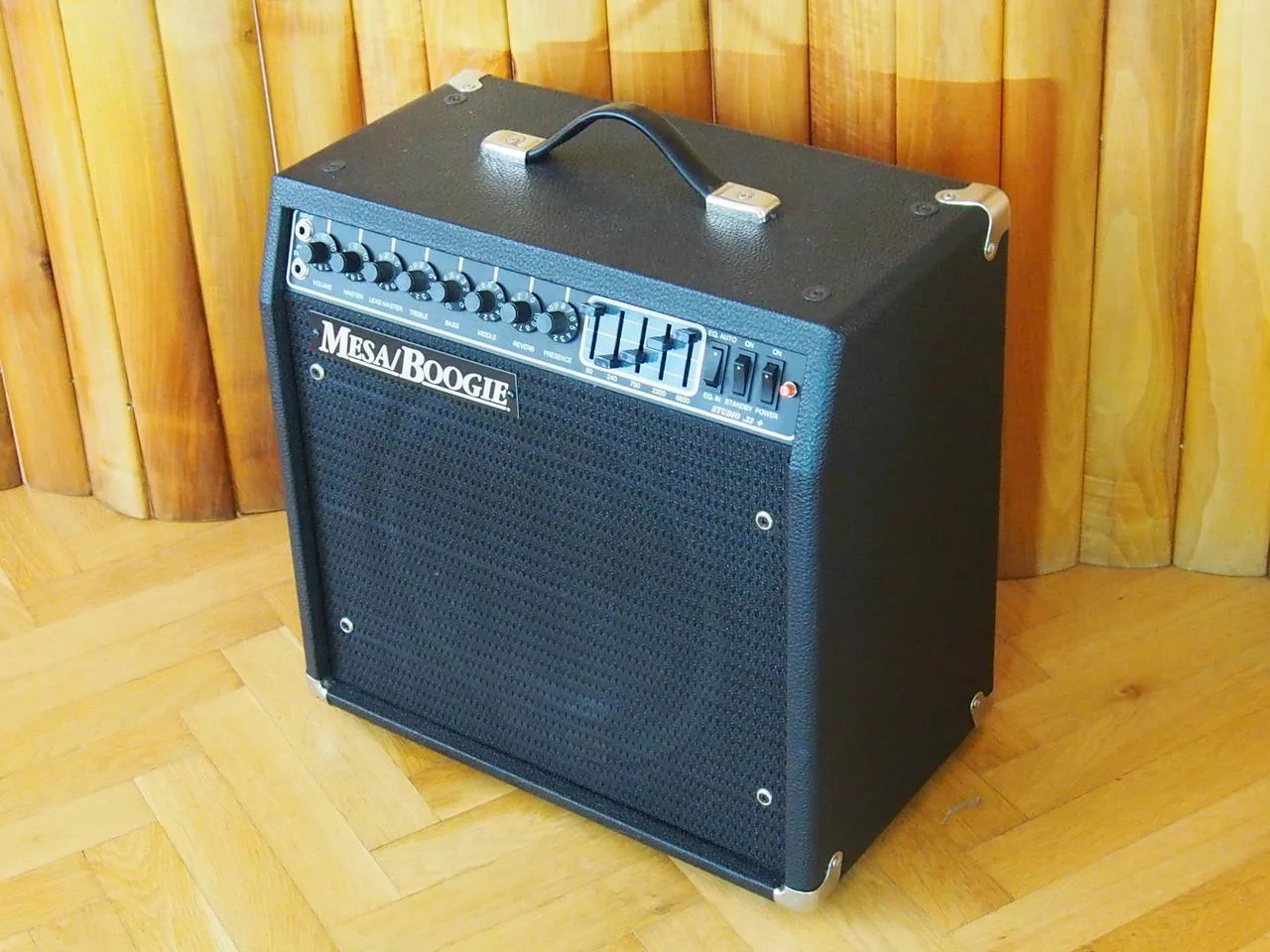 Mesa Boogie Studio 22+ CALIBER SERIE celolampové kombo