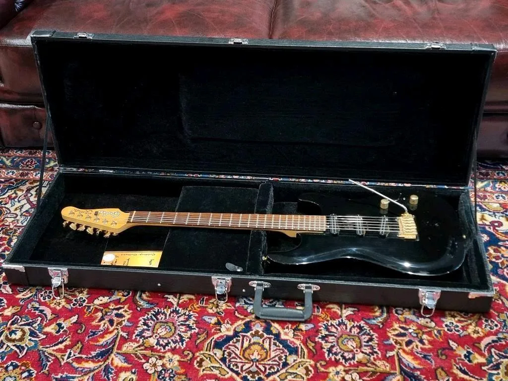 Godin Artisan Stratocaster