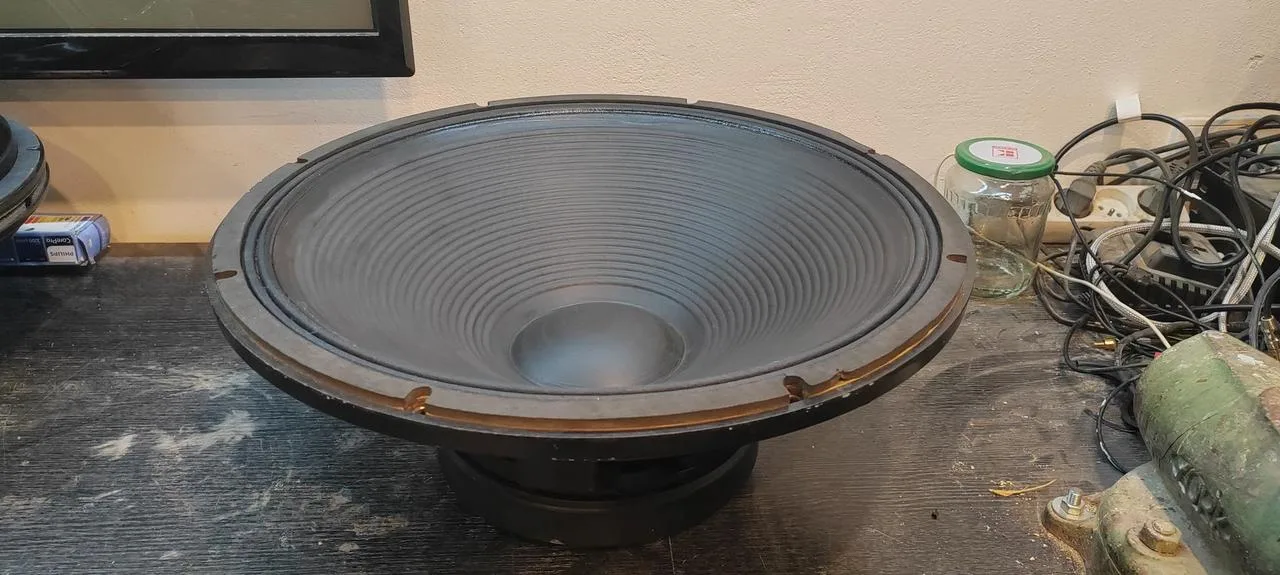 Prodám subwoofer 18" beyma 18G400 8ohm