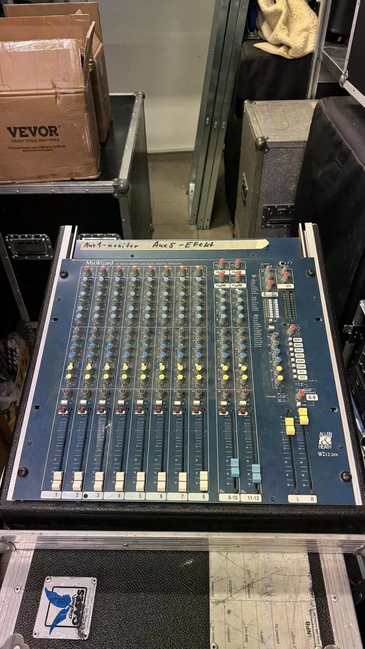 Allen Heath WZ 12:2 DX