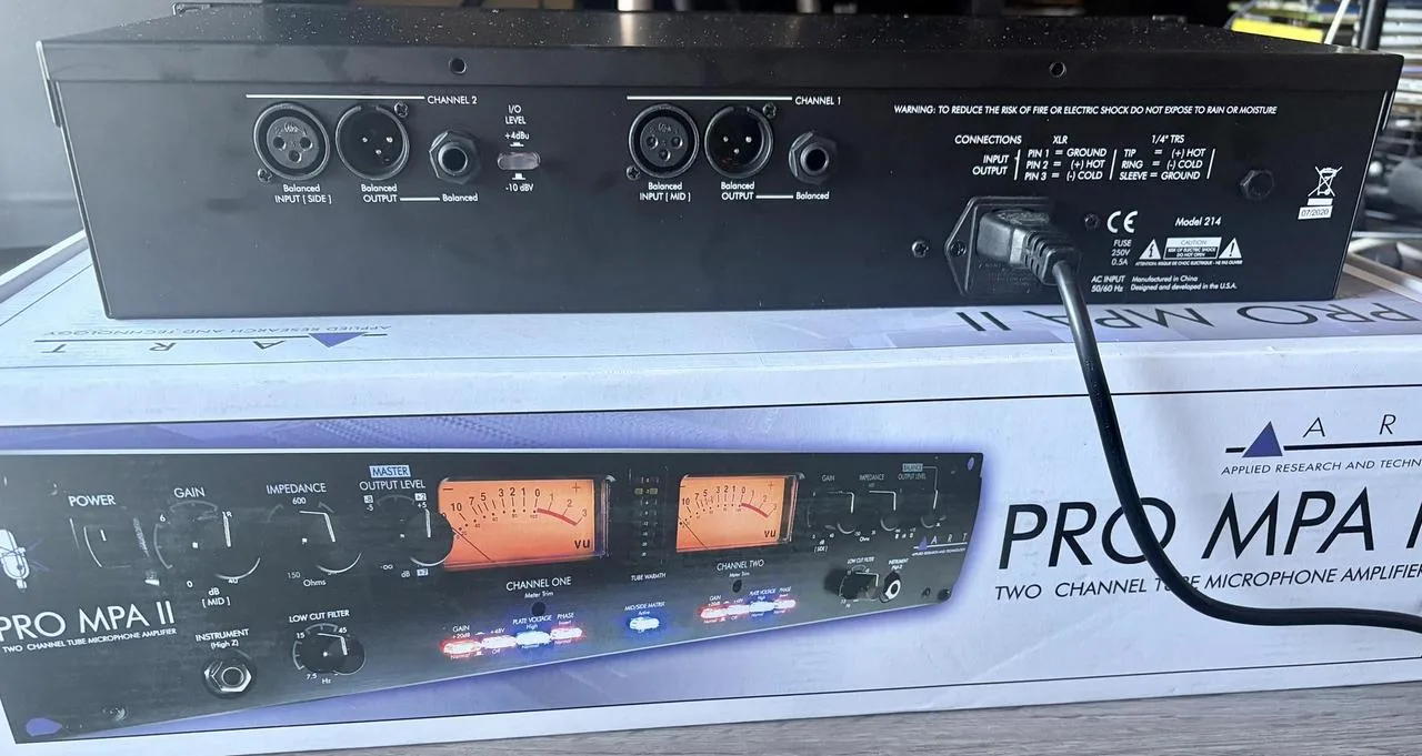 Lampový, 2ch preamp ART Pro MPA II