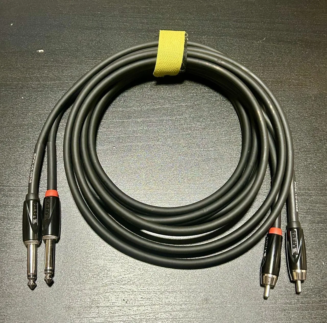 Prodám kabel Roland RCC-10-2R28