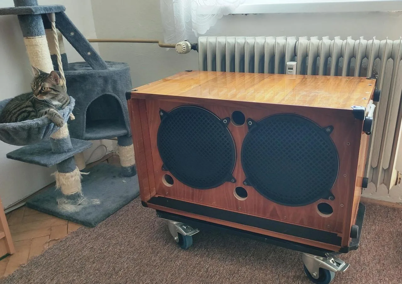 Predam Git. Reprobox 2x12