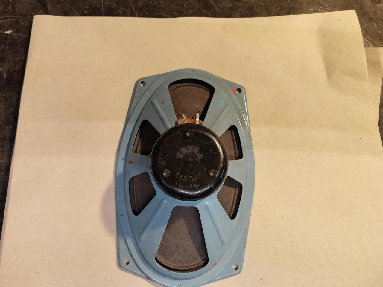 Zbytek stare repro Tesla, Toshiba atd, pro rekonstr. opravy