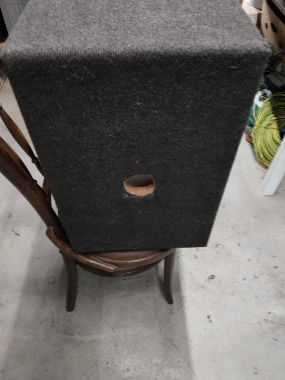 2ks prazdne reproboxy 8-10”repro a tweeter, ramecky atd