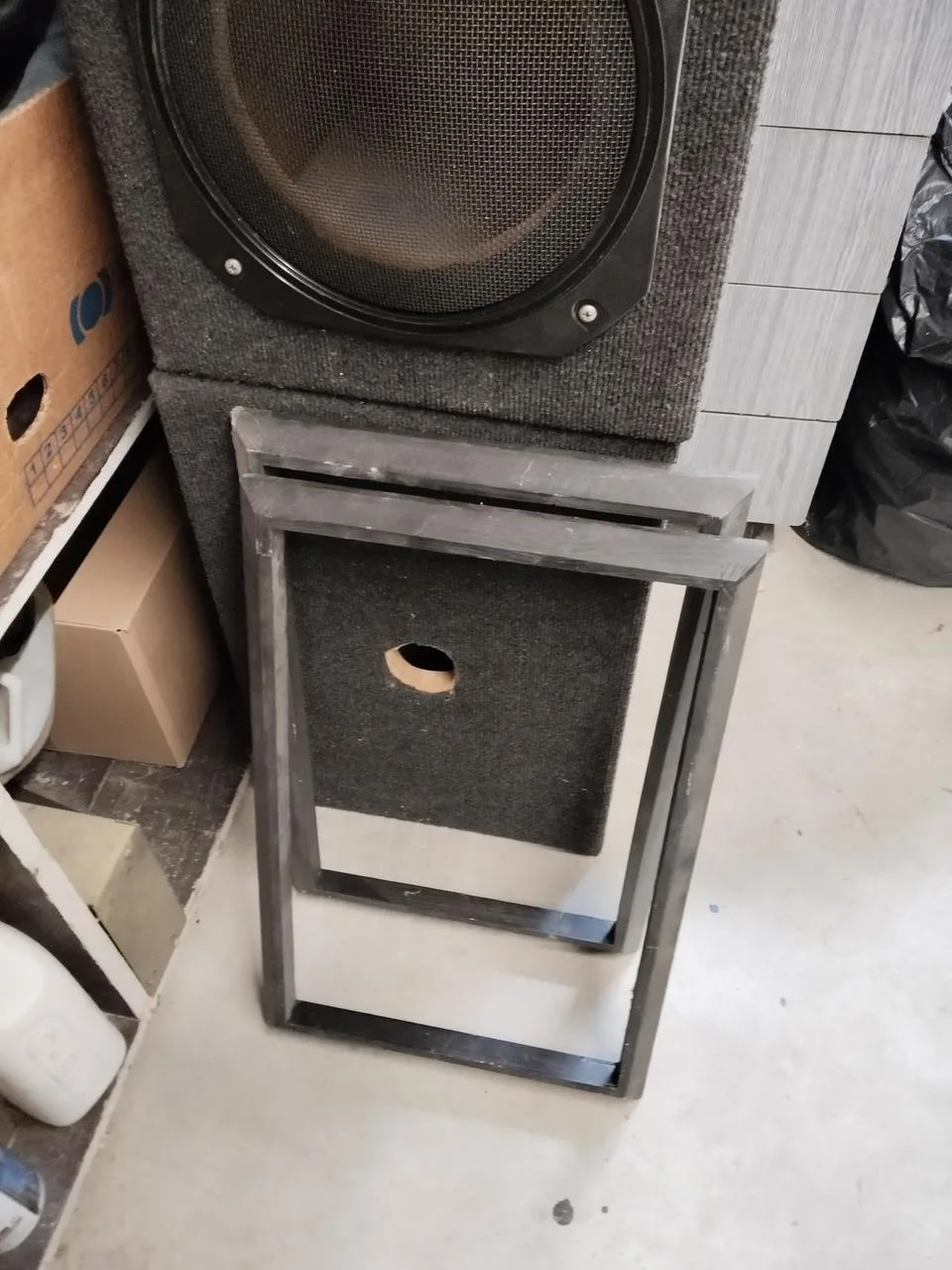 2ks prazdne reproboxy 8-10”repro a tweeter, ramecky atd