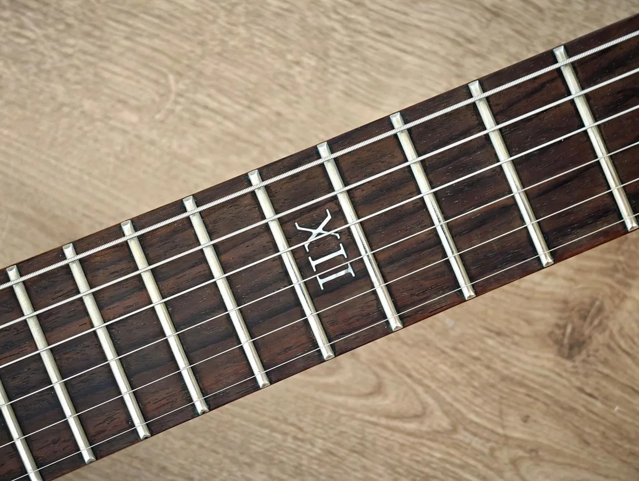 Epiphone Goth ’58 Explorer + Seymour Duncan Invader SH-8