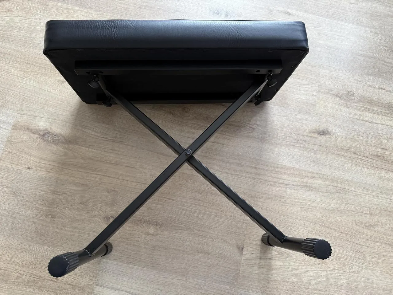 Bespeco SG9EX Kovová klavírní židle Black