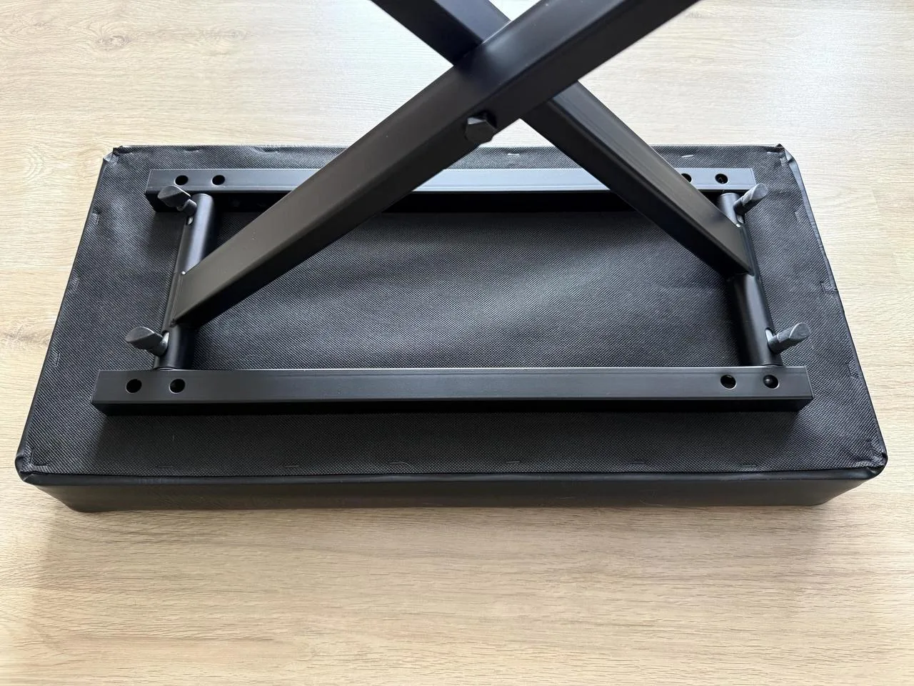 Bespeco SG9EX Kovová klavírní židle Black