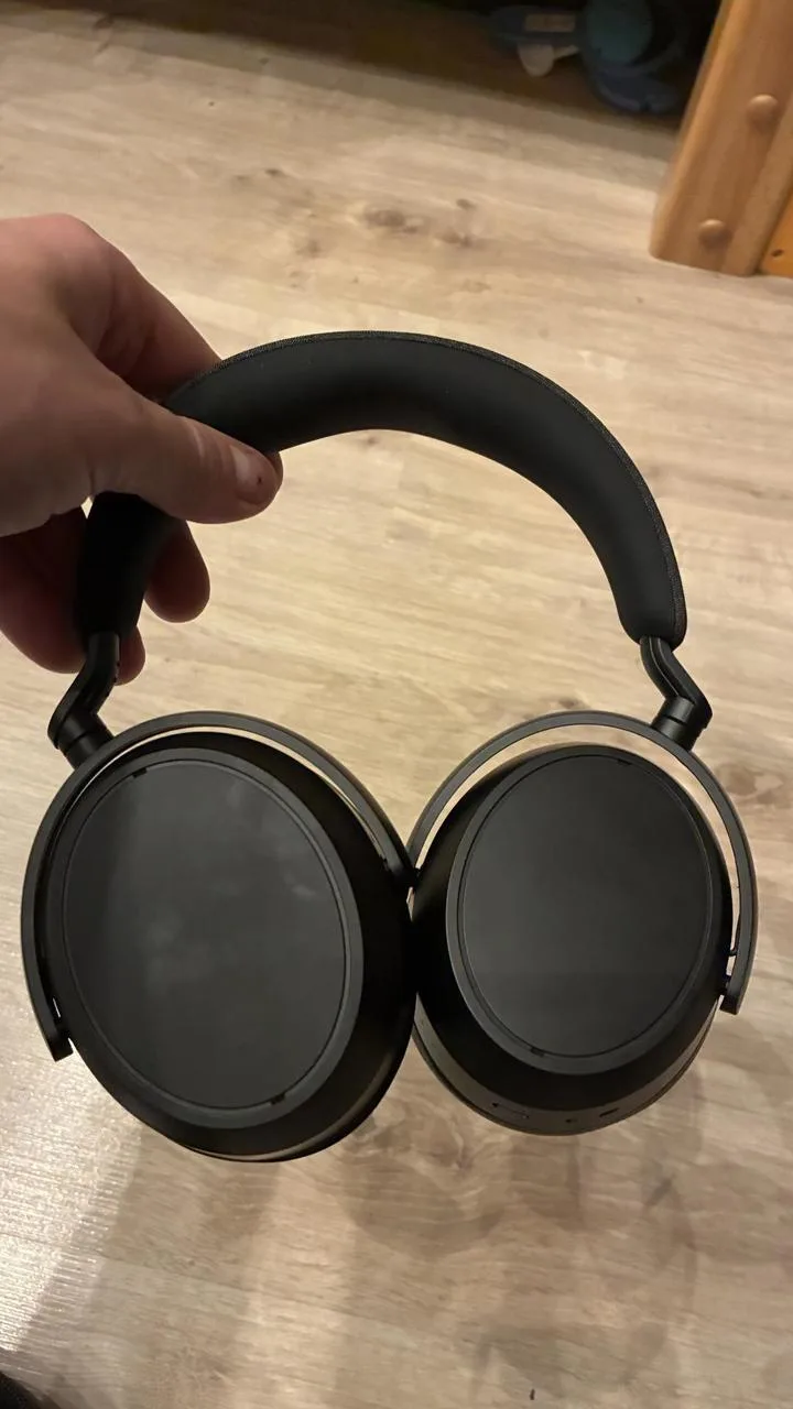 Jarní úklid: Sennheiser Momentum 4 Wireless