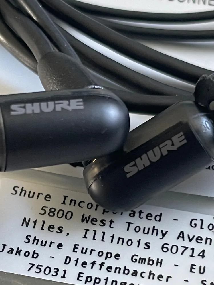 Shure AONIC 3 Sound Isolating Earphones, Black PC6399